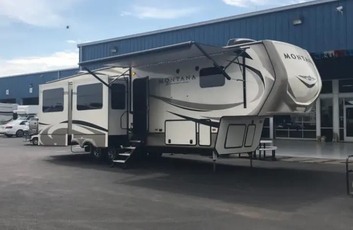 Exterior view of 2019 Keystone Montana 3561RL Fifth Wheel