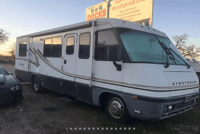 Vintage Airstream Rental