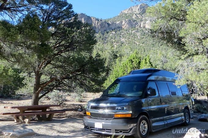 Campervan rental near Yellowstone