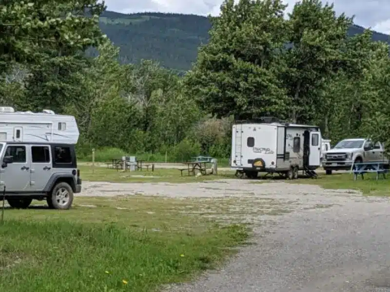 RVs parked at campsites at Heart of Glacier RV Park.