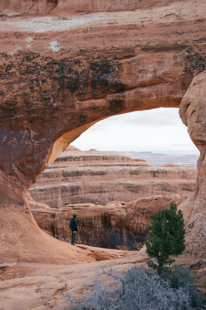 devil's garden hike arches national park