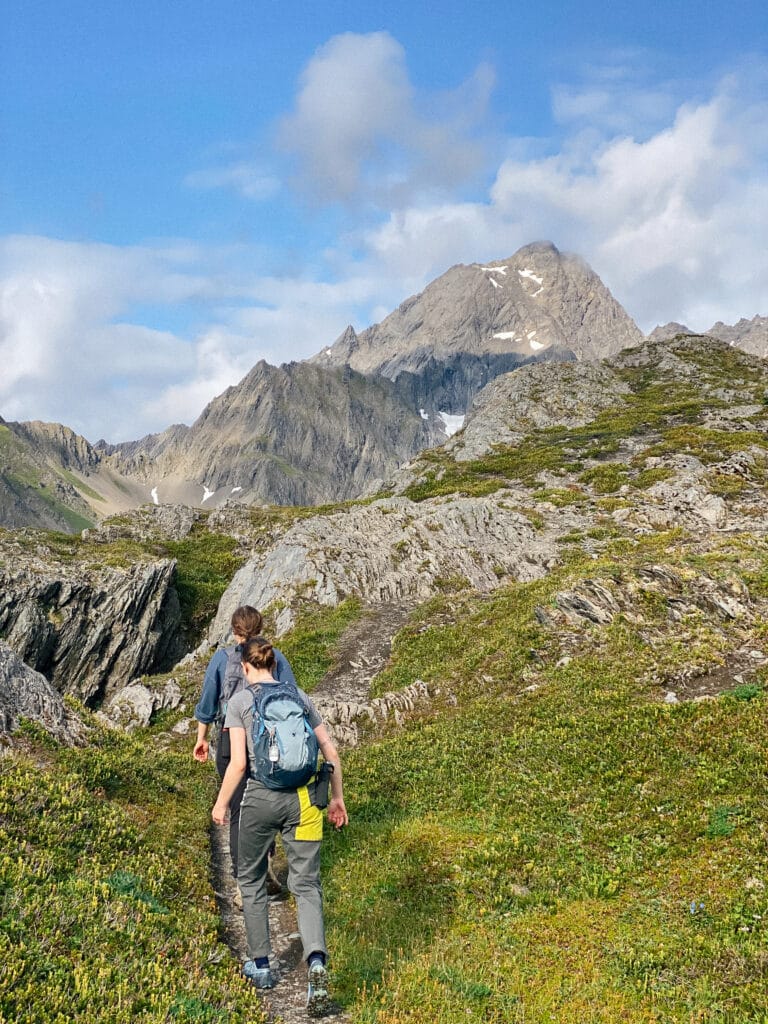 hiking mount alice in seward