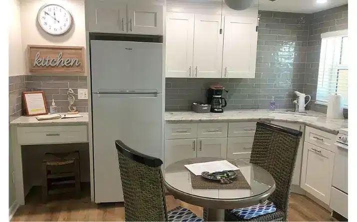 Kitchen and dining area inside Seahorse Cottages